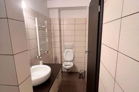 Otopeni, strada Polona - apartament de inchiriat, mobilat si utilat, liber