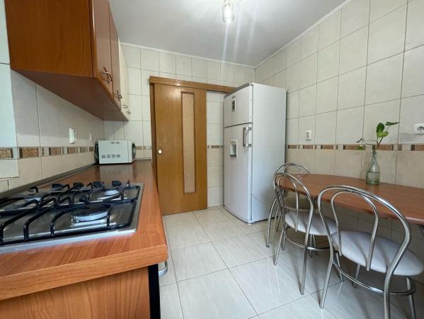 3 Camere - Calea Calarasilor - Decebal - Muncii