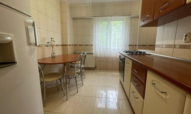 3 Camere - Calea Calarasilor - Decebal - Muncii