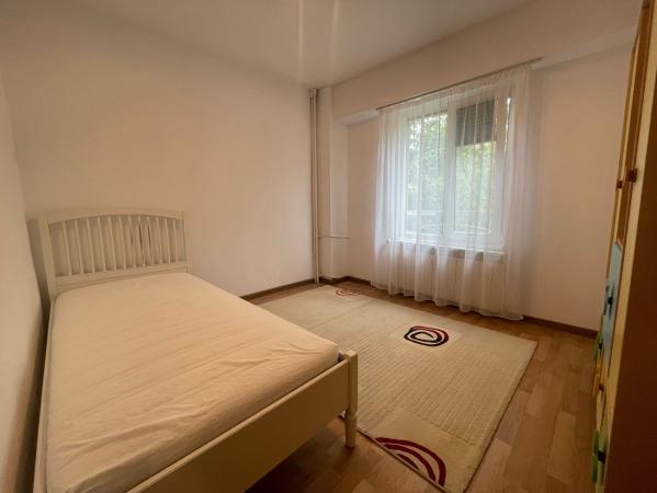 3 Camere - Calea Calarasilor - Decebal - Muncii