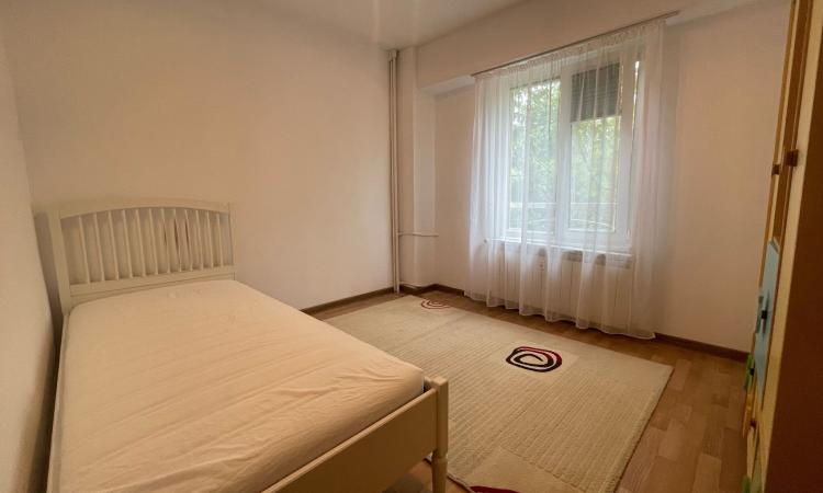 3 Camere - Calea Calarasilor - Decebal - Muncii