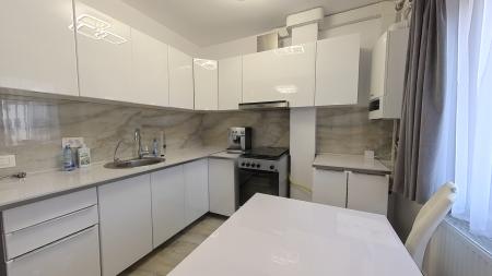 3 Camere - Birou -  Coralilor - Petrom City