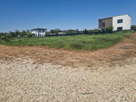 Teren superb 554m2 EDEN FOREST GULIA constructie imediata