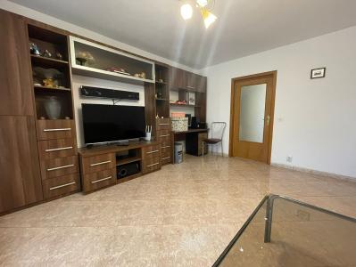 3 Camere - Calea Calarasi - Decebal - Piata Muncii - Metrou