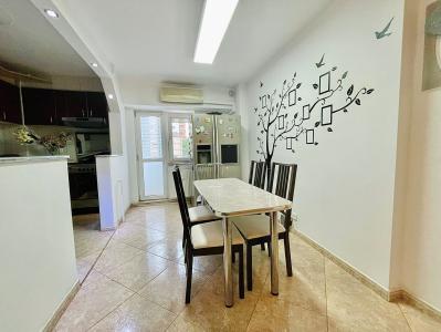 3 Camere - Calea Calarasi - Decebal - Piata Muncii - Metrou
