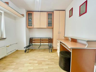 3 Camere - Calea Calarasi - Decebal - Piata Muncii - Metrou