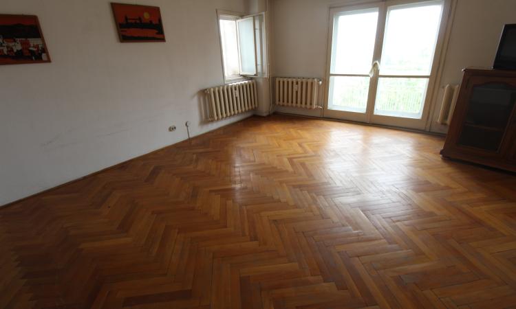 Piata Alba Iulia - Rond Alba Iulia - 2 camere - vedere bulevard