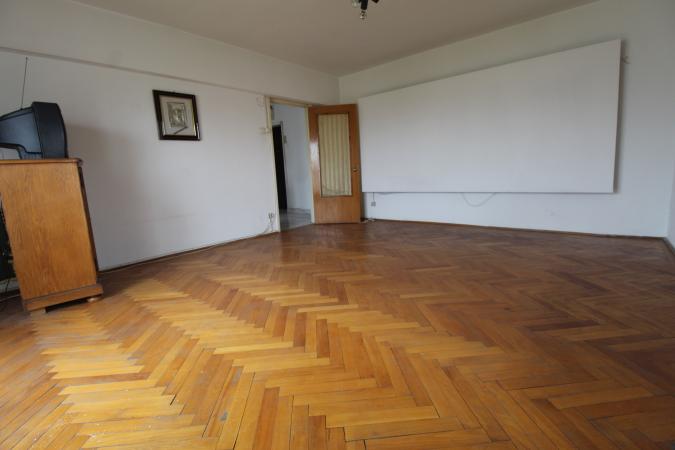 Piata Alba Iulia - Rond Alba Iulia - 2 camere - vedere bulevard