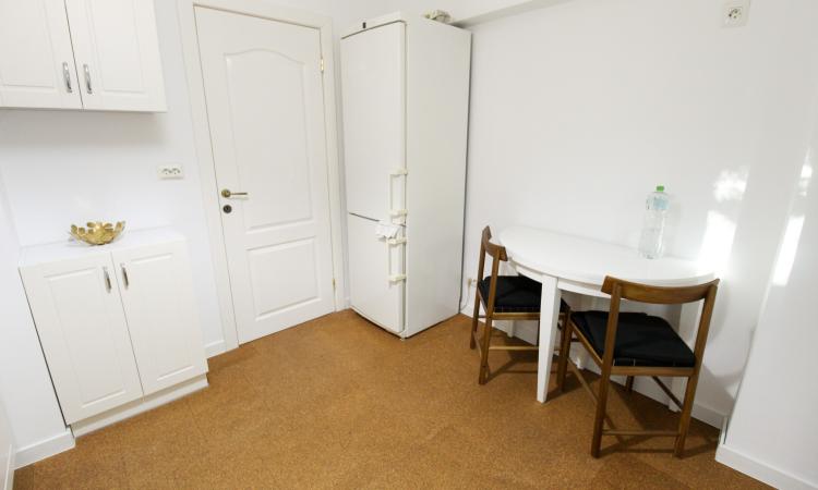 Piata Alba Iulia-Rond Alba Iulia-studio prima inchiriere-2 balcoane