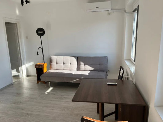 Studio-Gara De Nord - Mobilat