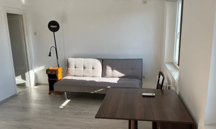 Studio-Gara De Nord - Mobilat