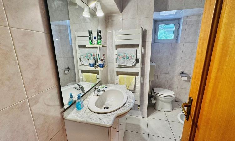 4 Camere - Unirii - Fantani - Piata Unirii - Curtea de Apel