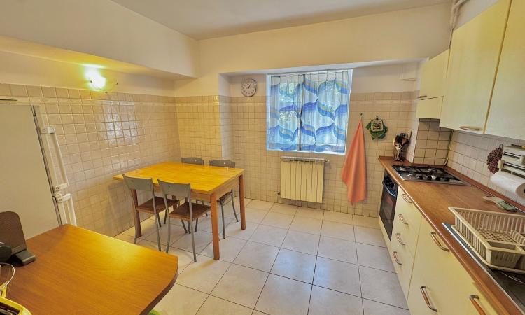 4 Camere - Unirii - Fantani - Piata Unirii - Curtea de Apel