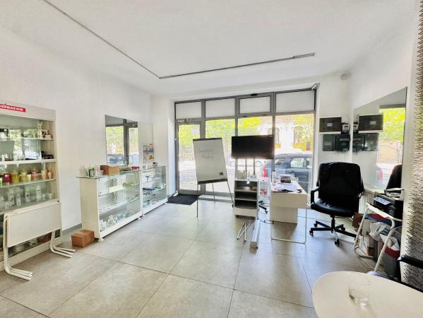 Spatiu Comercial - Unirii - Regina Maria - Stradal - Ultracentral