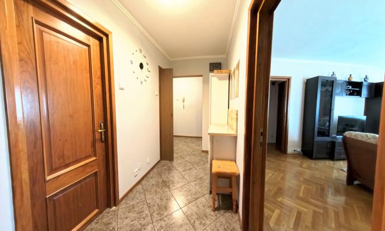 Decebal - Voronet - 3 camere mobilat/utilat