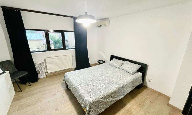 3 Camere - Alba Iulia - Unirii - Decebal - Vila