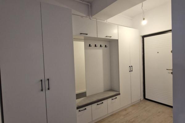 Straulesti 2 camere prima inchiriere loc parcare suprateran