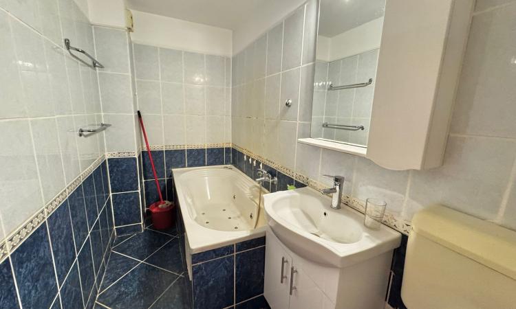 3 Camere - Nerva Traian - Timpuri Noi - 2 bai - Bloc Reabilitat