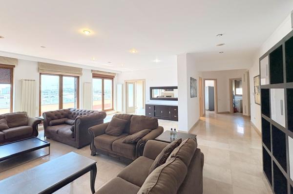 Penthouse spectaculos – Herastrau | Virgil Madgearu – 5 camere, terasa panoramica