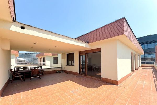Penthouse spectaculos – Herastrau | Virgil Madgearu – 5 camere, terasa panoramica