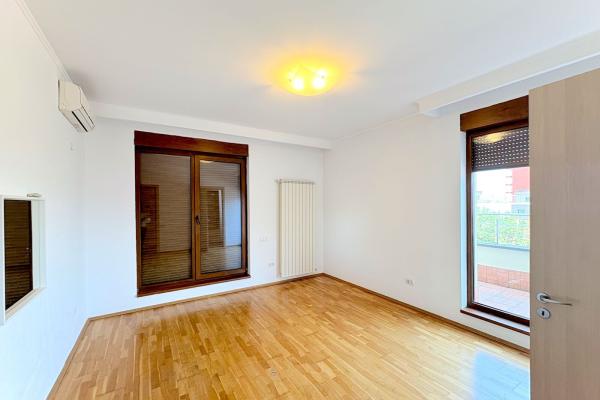 Penthouse spectaculos – Herastrau | Virgil Madgearu – 5 camere, terasa panoramica