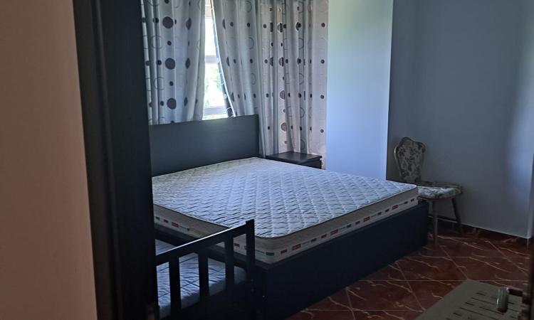 2 Camere - Sisesti - 2 Cocosi