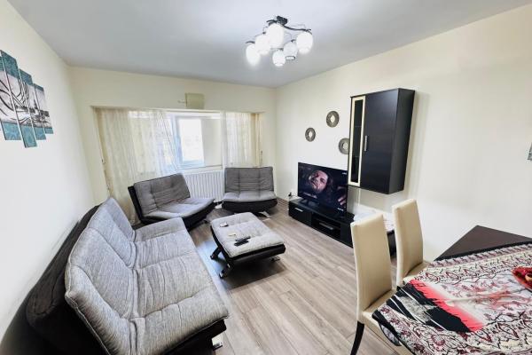3 Camere - Decebal - Rond Alba Iulia - Muncii