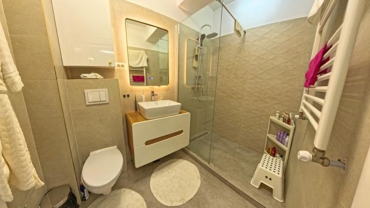 Apartament 3 camere Apollo Residence tva 0 - Metrou Berceni- bloc construit -mobilat utilat- gata de mutat  comision 0