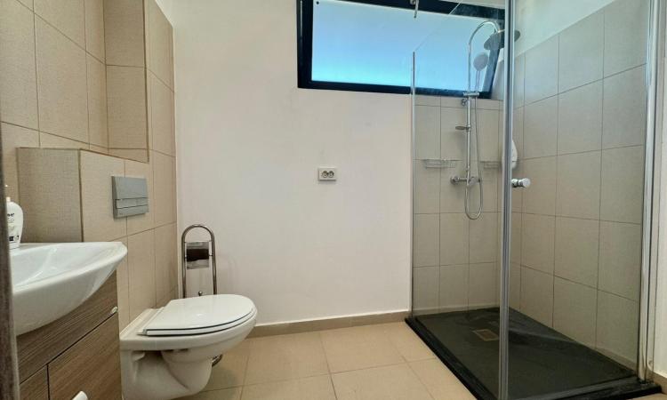 2 Camere - Sisesti - Centrala - Loc de parcare inclus