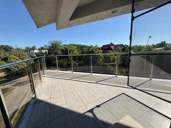 2 Camere - Sisesti - Centrala - Loc de parcare inclus