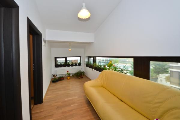 Vila duplex eleganta in Baneasa – Sisesti, 5 camere