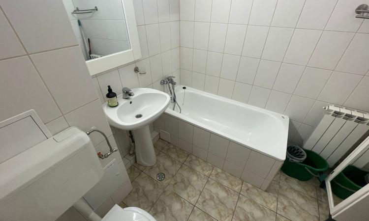2 Camere - Nerva Traian- Octavian Goga
