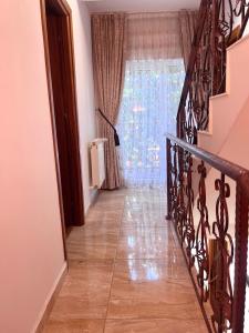 Vila Individuala -Curte Proprie- 4 Camere - Baneasa - Vatra Noua