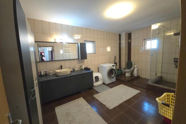 Vila 243 mp P+1 Comuna Cernica -Satul Posta - mobiliata/utilata complet