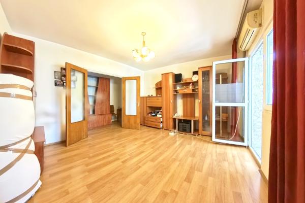 Titulescu - Piata Victoriei - Str Dr. Iacob Felix - 3 camere decomandat