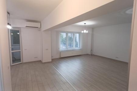 Calea Calarasilor - Piata Muncii - studio complet renovat - metrou Piata Muncii