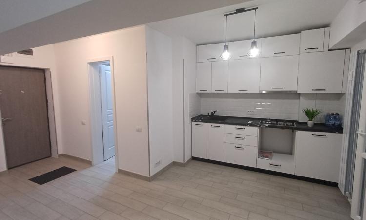 Calea Calarasilor - Piata Muncii - studio complet renovat - metrou Piata Muncii