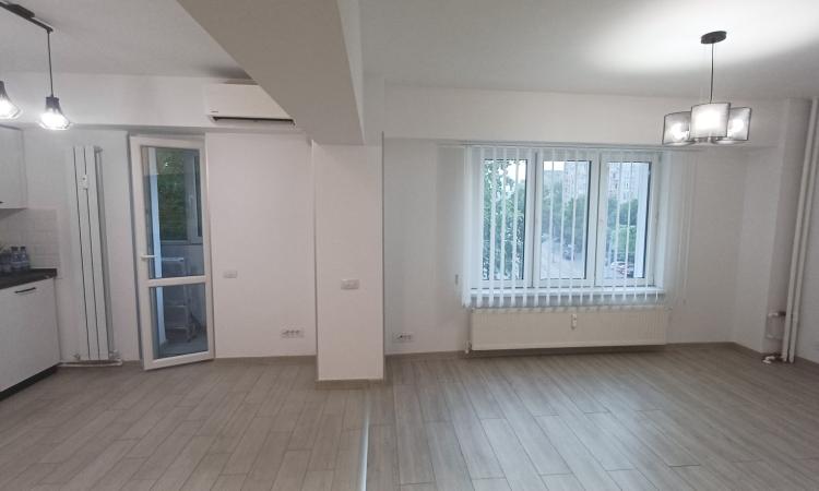 Calea Calarasilor - Piata Muncii - studio complet renovat - metrou Piata Muncii