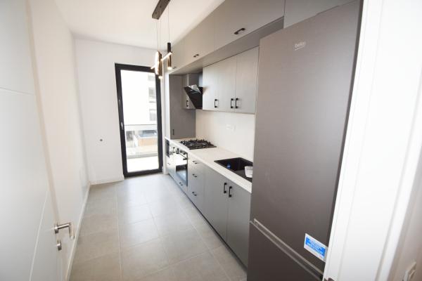 2 camere bloc 2025 mobilat bucatarie inchisa Straulesti