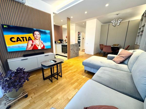 3 Camere - Sisesti - Doi Cocosi