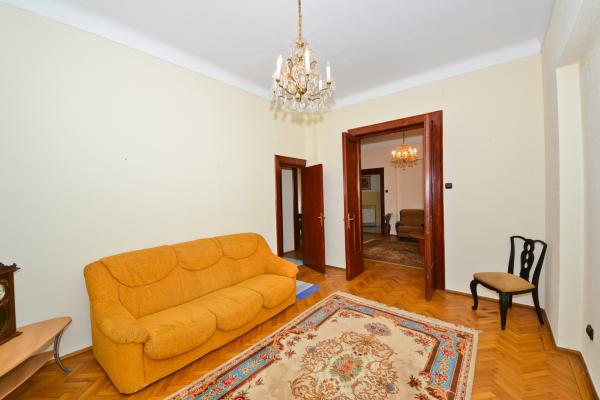 Apartament 4 camere de închiriat | Vilă elegantă – Aviatorilor / Popa Savu