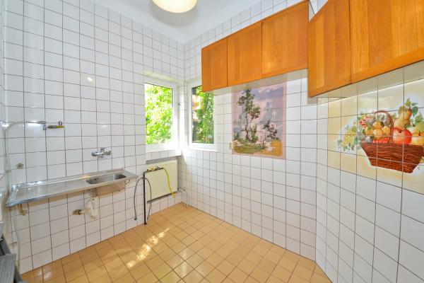 Apartament 4 camere de închiriat | Vilă elegantă – Aviatorilor / Popa Savu
