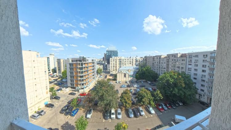 Apartament 5 Camere - Corneliu Coposu - decomandat - renovat recent