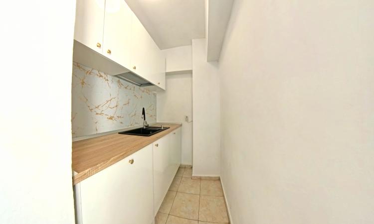 Apartament 5 Camere - Corneliu Coposu - decomandat - renovat recent