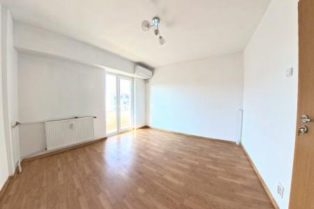 Apartament 5 Camere - Corneliu Coposu - decomandat - renovat recent