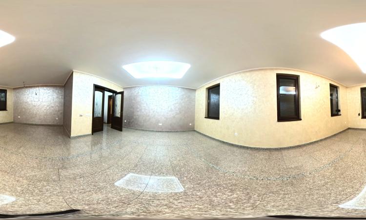 Vila Cornetu - 3900 mp teren - partial construita - 8 camere