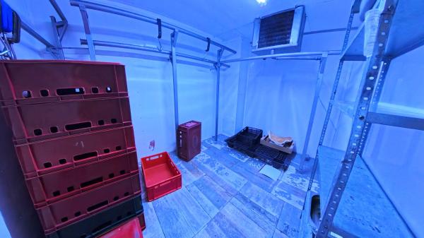 Spatiu Comercial de inchiriat - Mobilat si utilat complet