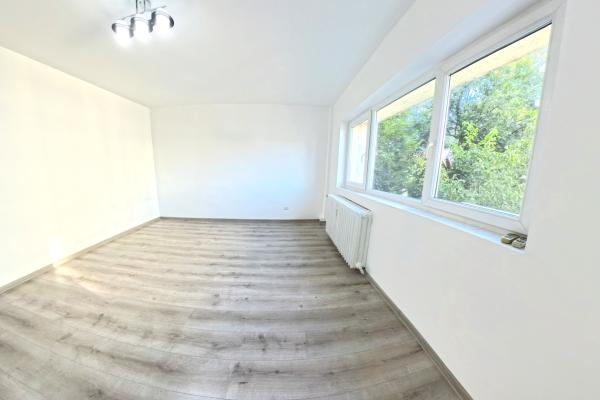 Apartament 4 Camere Pantelimon - decomandat - 3/9 - renovat