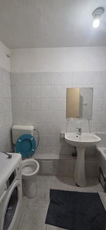 Calea Calarasilor- Decebal -Bloc mixt - 5 minute metrou P-ta Muncii