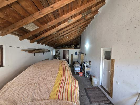 Vila Ciorogarla - stradal - teren 1014 mp